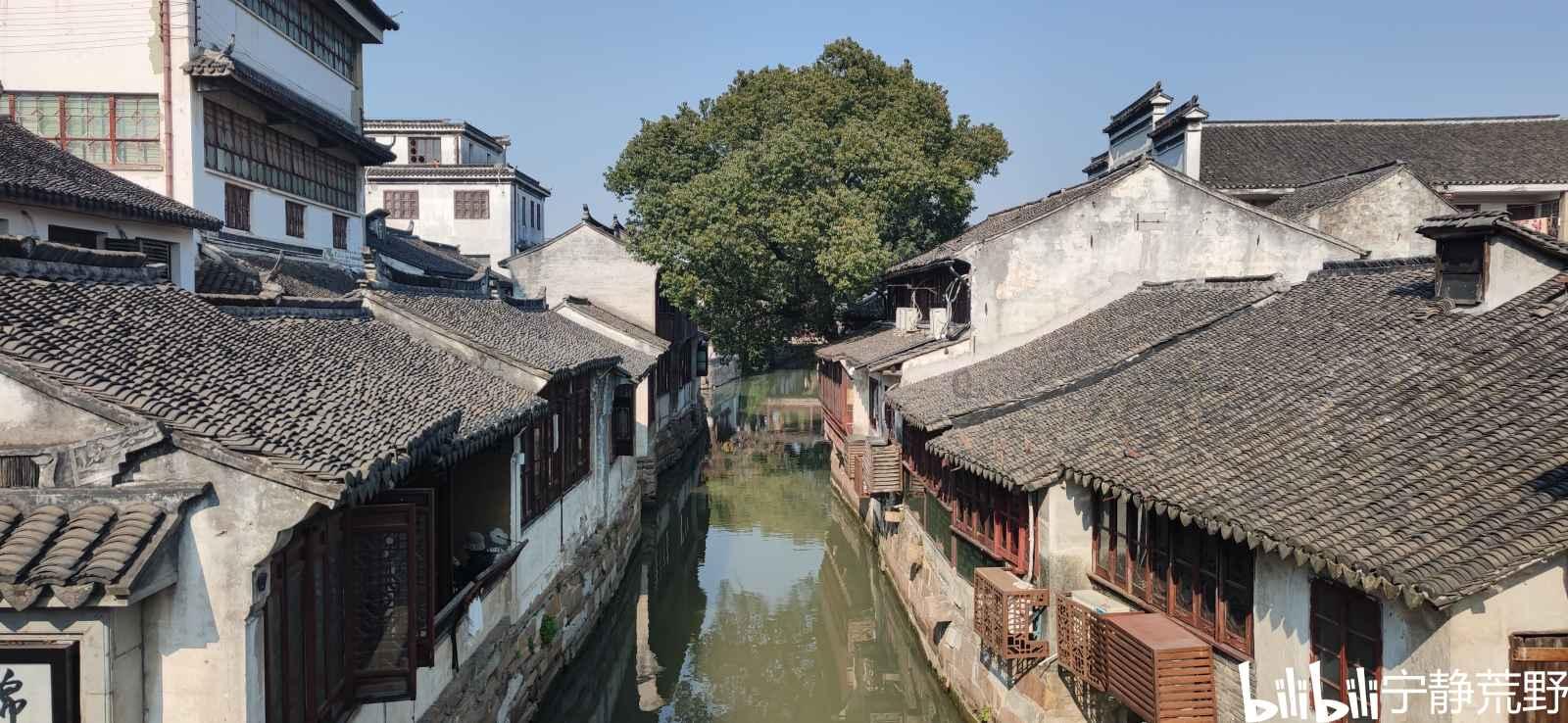 救援优秀的男孩